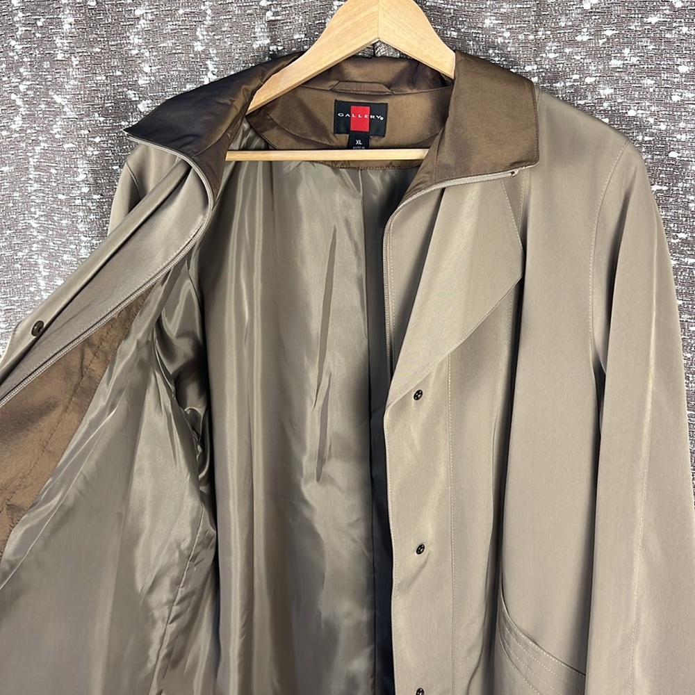 Gallery Snap Button Up Jacket With Pockets - image 8